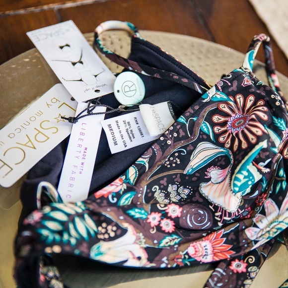 L*Space Bikini - Picture 4 of 4